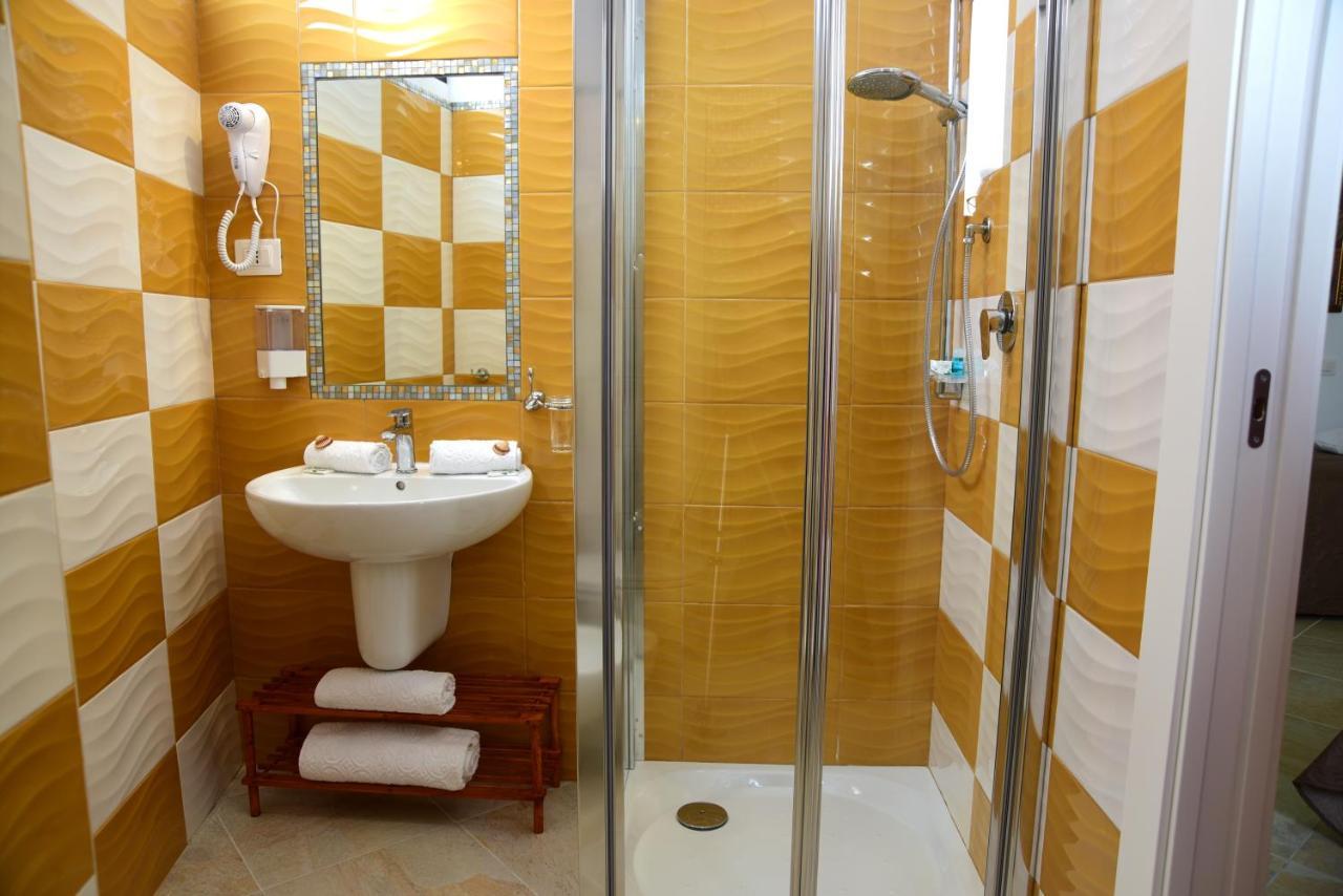 Armonia Rooms Термоли Экстерьер фото